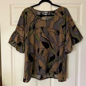 Manuhealii Manuhealiʻi Medium Short Sleeve Top Blouse